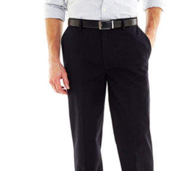 St John's Bay Worry Free Relaxed Fit Black Pant, Size 44/29 - Picture 1 of 5